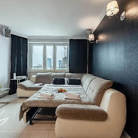 דירה P&o Plac Europejski 3 *